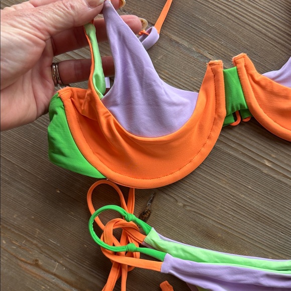 OneOne Colorful Bikini Set - Picture 2 of 4